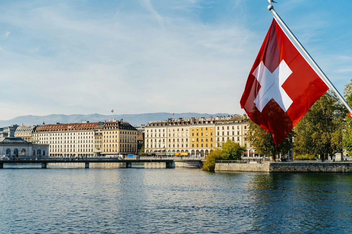 Stroll the Riverside Promenade of Schipfe in Zurich