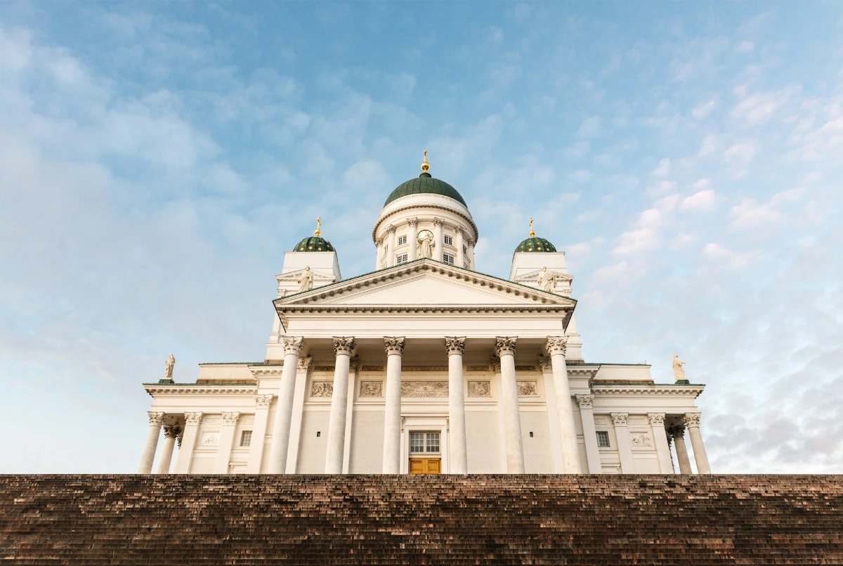 Admire the Neoclassical Grandeur of Senate Square in Helsinki