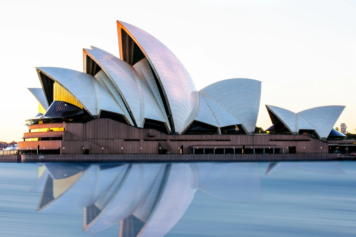 Visit the Sydney Opera House & Circular Quay in Sydney