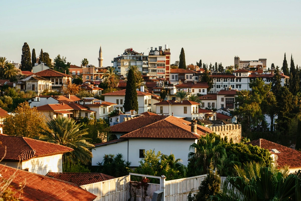 Explore Kaleiçi (Old Town) & Hadrian's Gate in Antalya
