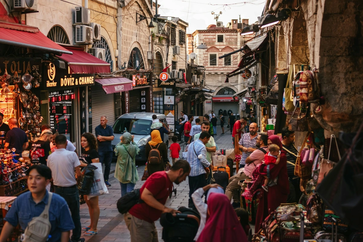 Shop the Grand Bazaar (Kapalıçarşı) in Istanbul