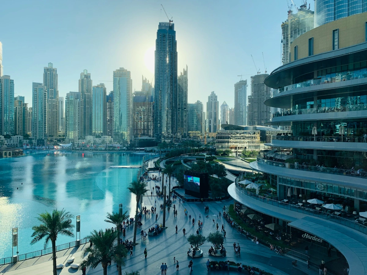 Experience shopping and theme-park adventures in Dubai