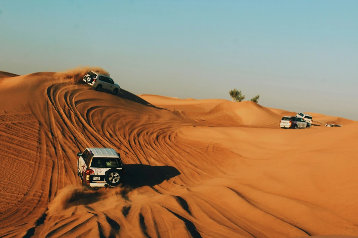 Take a desert safari and experience sunset dunes in Dubai