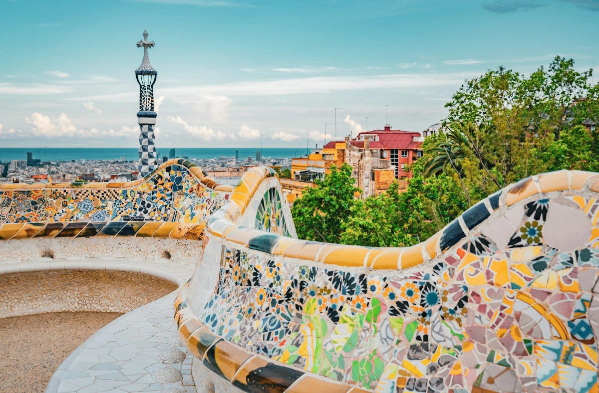 Visit the Sagrada Família and Gaudí's architecture in Barcelona