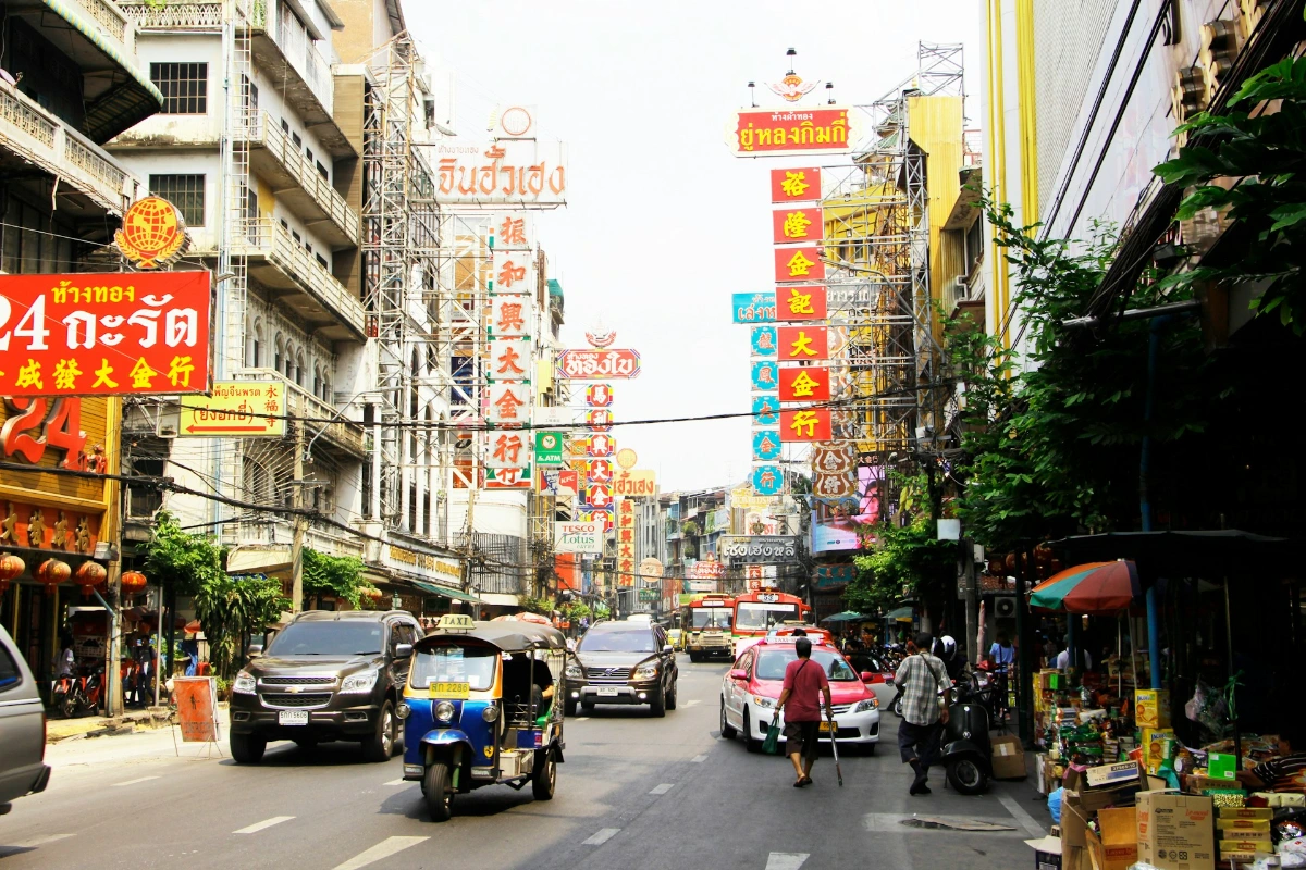 Discover Yaowarat: Chinatown street food and nightlife in Bangkok
