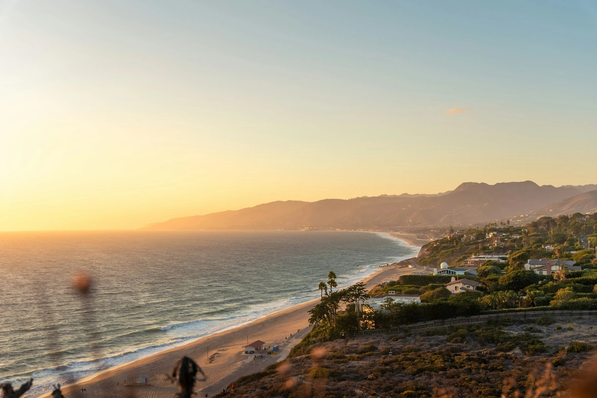 Drive the Pacific Coast Highway to Malibu in Los Angeles