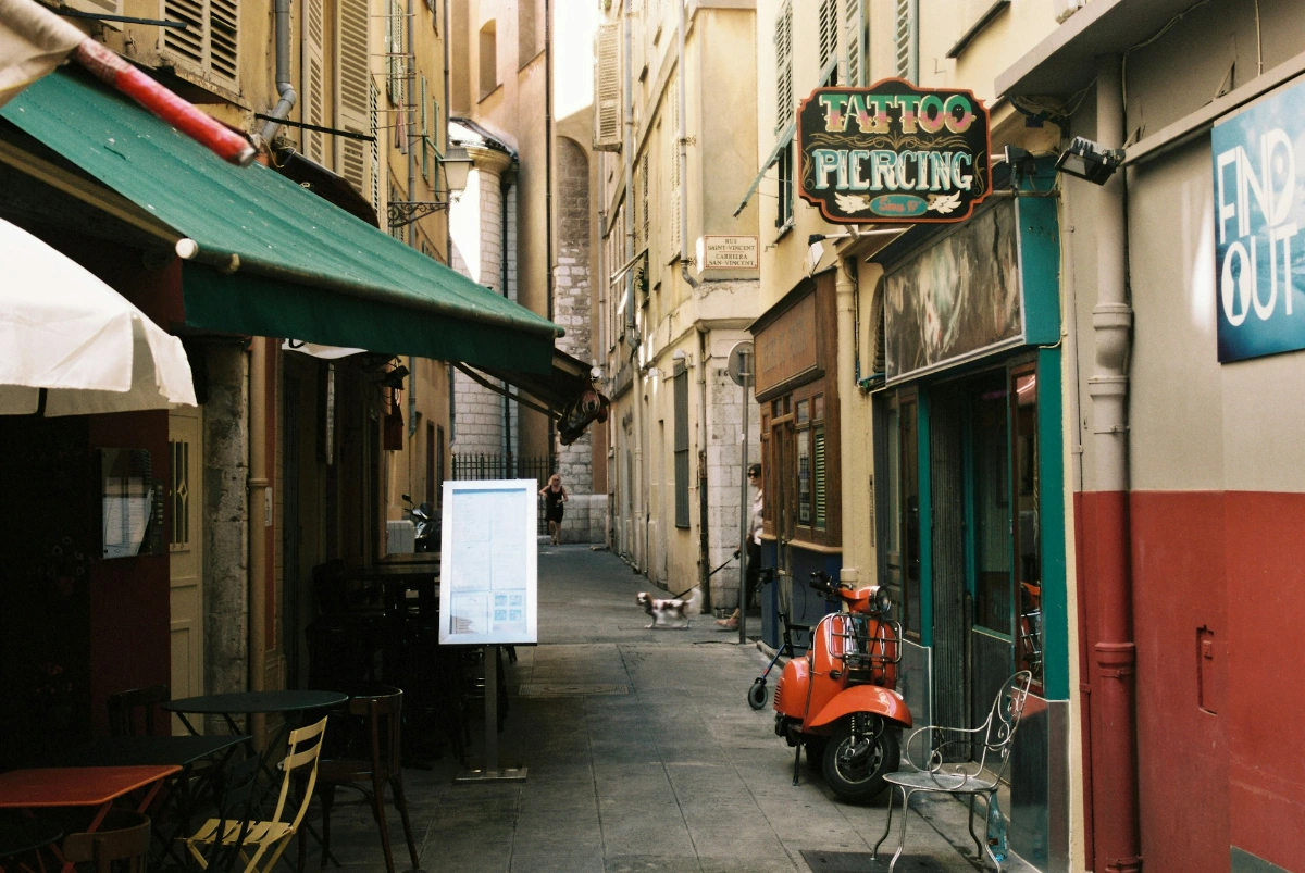 Explore Old Town (Vieux Nice) in Nice