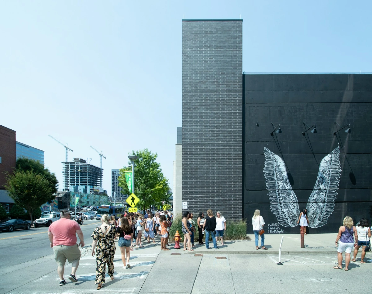 Explore the Gulch and 12South neighborhoods in Nashville