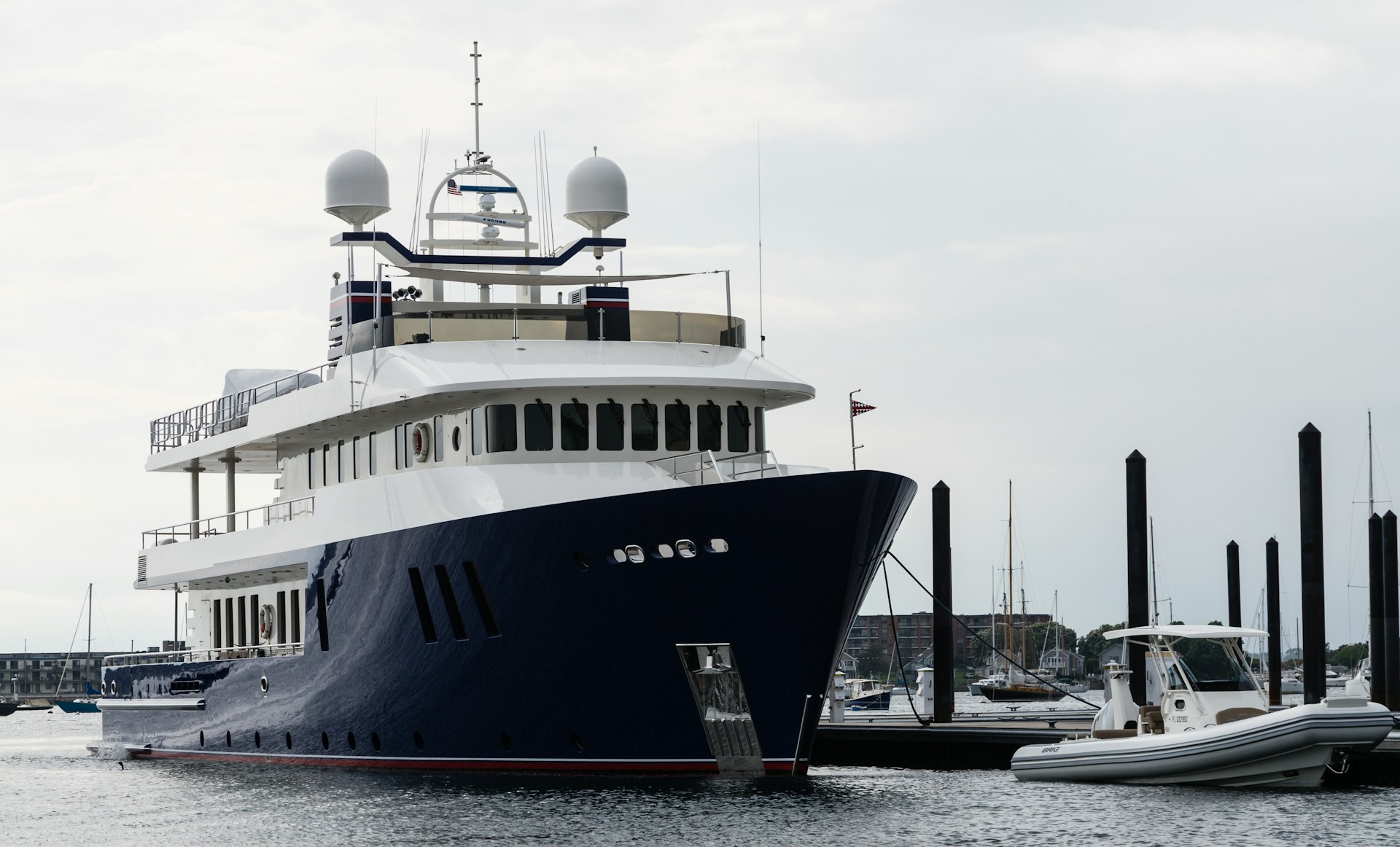 Sailing and harbor cruises in Newport