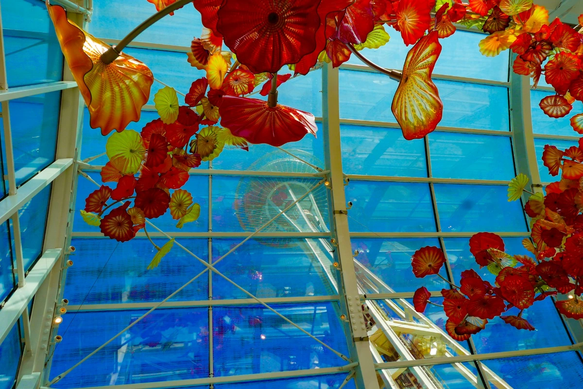 Explore Chihuly Garden and Glass in Seattle