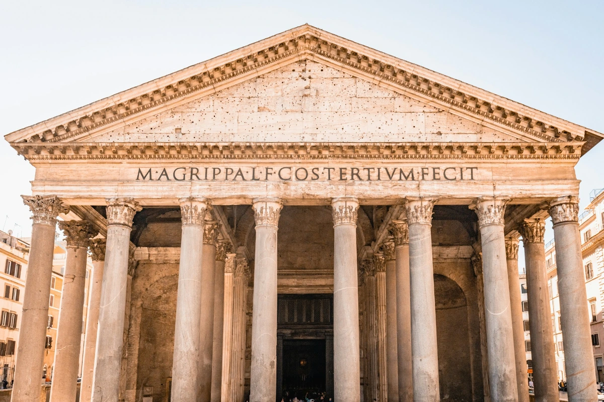 Explore the Pantheon and Piazza Navona in Rome