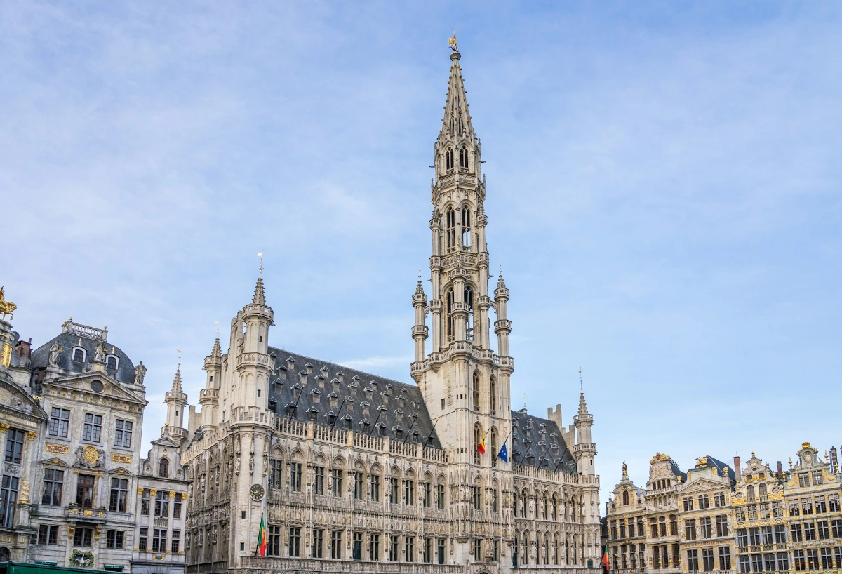 Visit the Grand' Place (Grote Markt) in Brussels