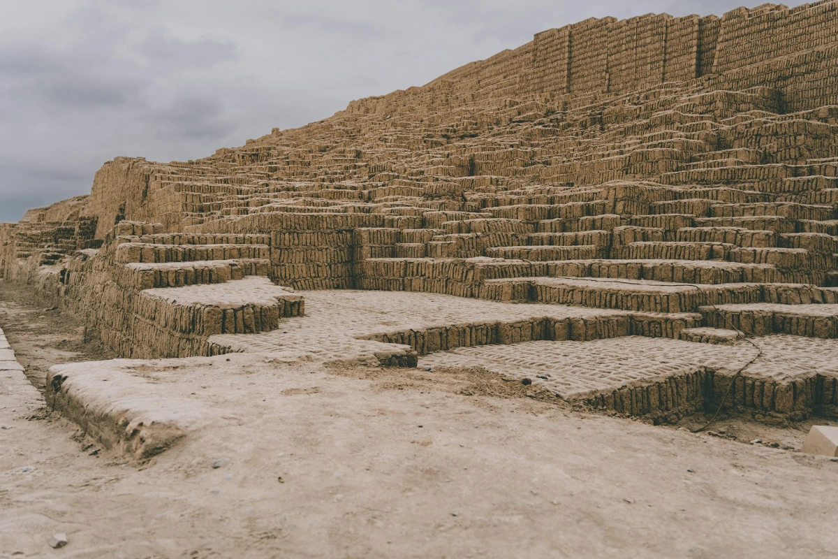 Explore the Ancient Huaca Pucllana Ruins in Lima