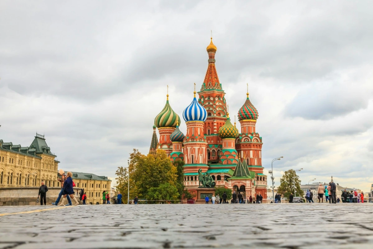 Explore the Kremlin and Red Square (UNESCO Site) in Moscow