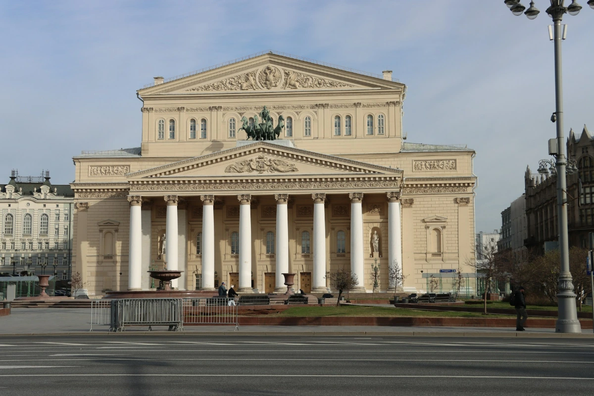 Experience World-Class Ballet at the Bolshoi Theatre in Moscow