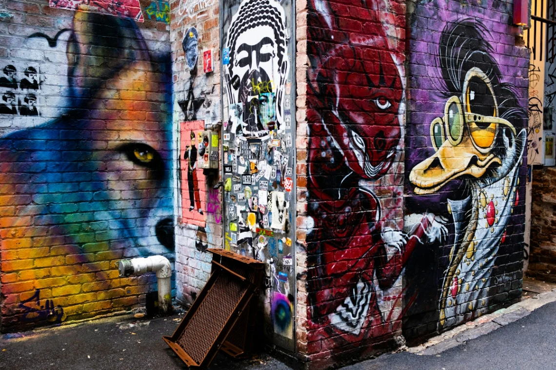 Explore the Iconic Laneways and Street Art in Melbourne